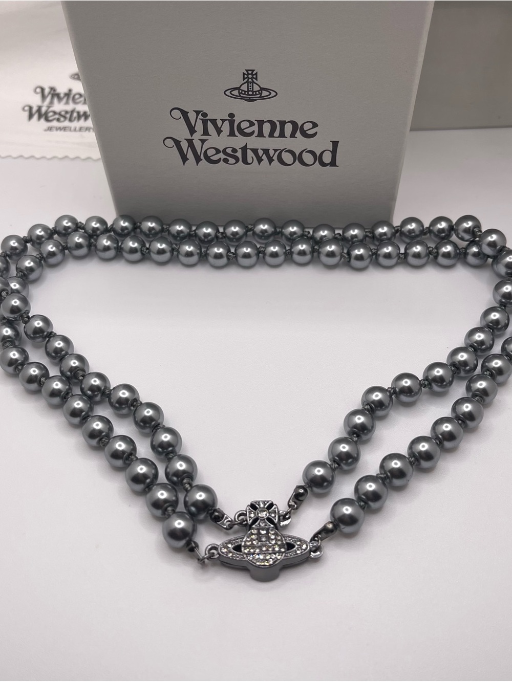 Vivienne Westwood Grey Pearl Orb Necklace Crystal Gunmetal Box Pouch